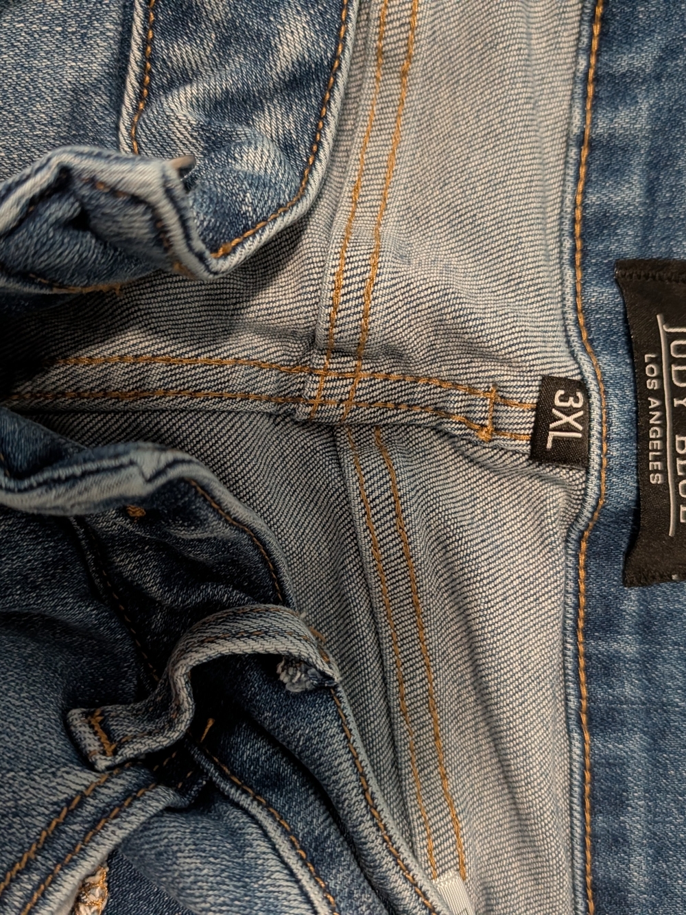 Judy Blue Light Blue Jean Shorts with Contrast Stitching